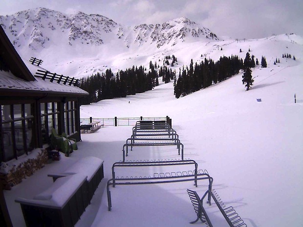 Arapahoe Basin webcam at 9:30am today