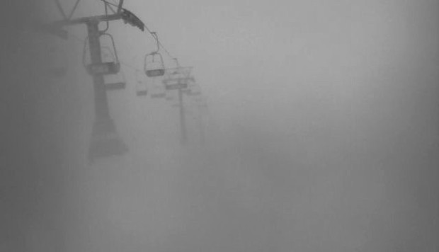 webcam from nearly the top of the mountain looking at Lynch chair