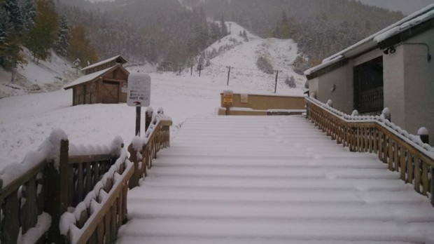 5 inches of new snow at Red River.  photo: Red RIver Ski Area