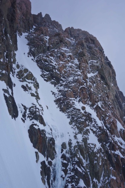 Magnus skiing a couloir on Mt. Cook.  photo:  Andreas Fransson
