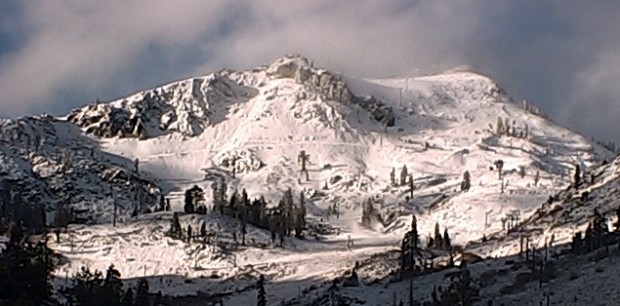 Squaw Valley Headwall looking good this morning at 8:30am