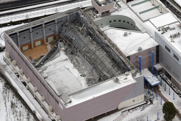 snow roof collapse