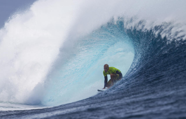 Kelly Slater taking it at the fiji pro surf comp