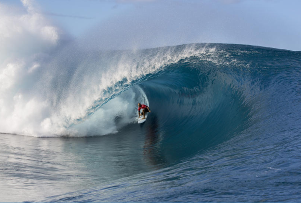 Kelly Slater on a bomb today at Teahupoo, Tahiti that got him a 9.4.