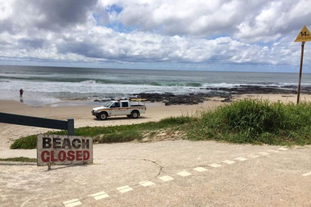 Shelly Beach was closed following the fatal shark attack.  ABC News: Bruce Mackenzie