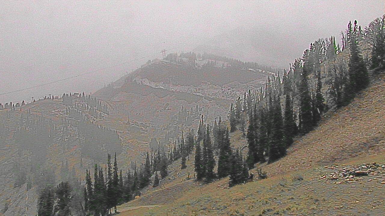 Redezvous Peak at Jackson Hole Ski Resort at 8:30am today.