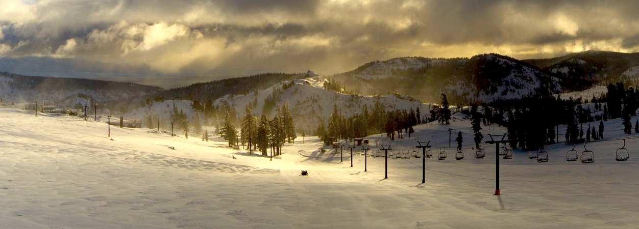 KT-22 in the distance and the upper mountain beginner area in the foreground. Squaw Valley at 9am today. 