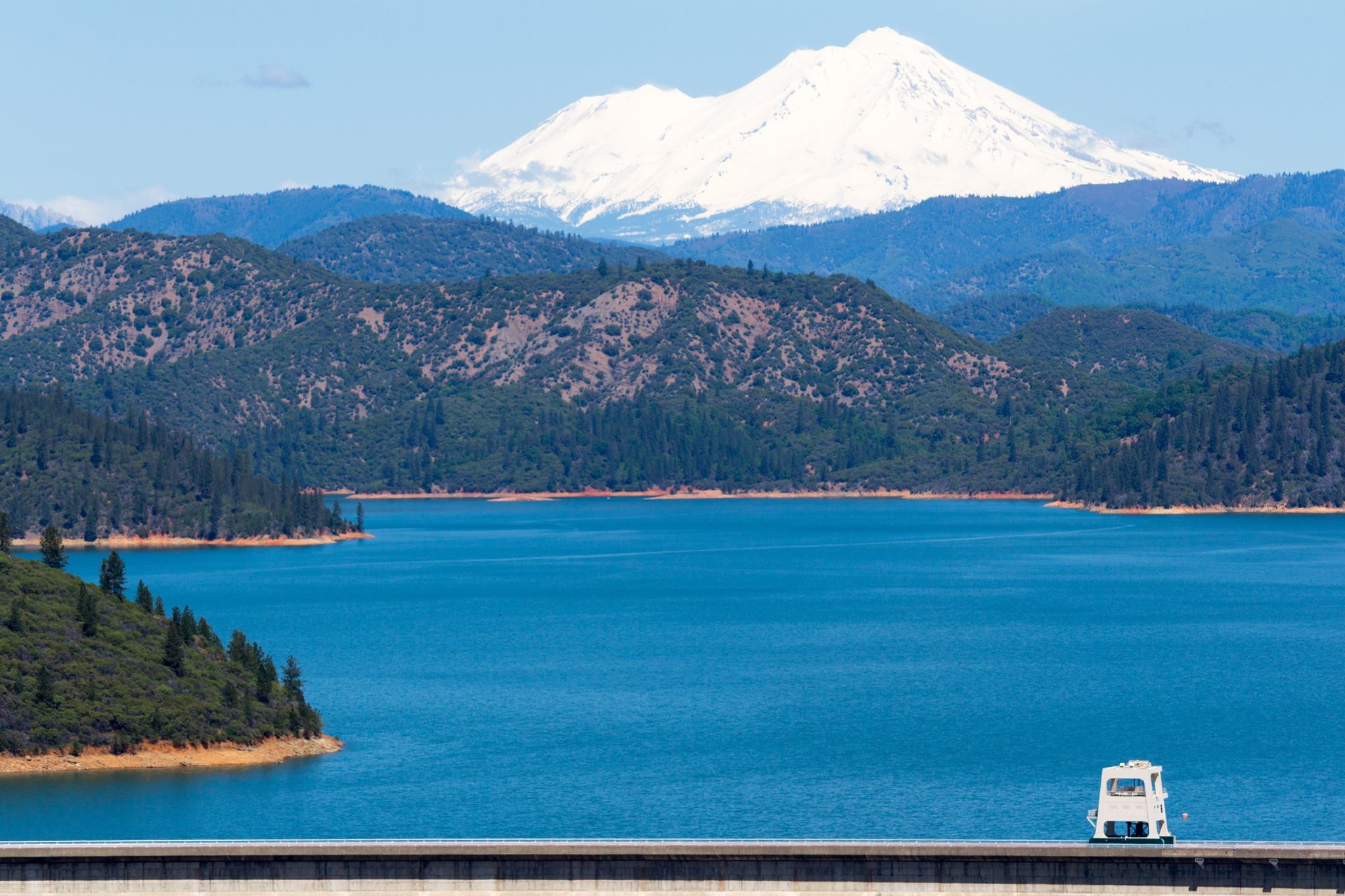 PHOTO Lake Shasta CA 92 Full Mt Shasta CA 103 Average 