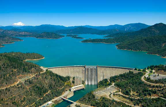 Stock image of a full Lake Shasta, CA. image: summitretreat.com