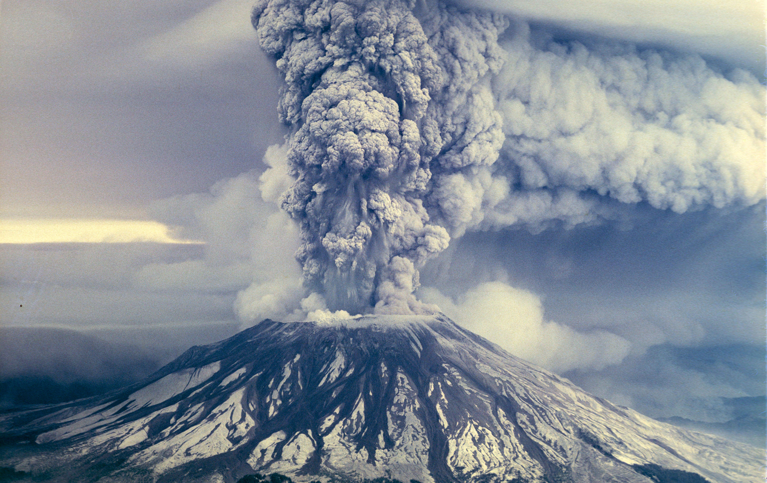 Mount St. Helens, WA eruption on May 18th, 1980  