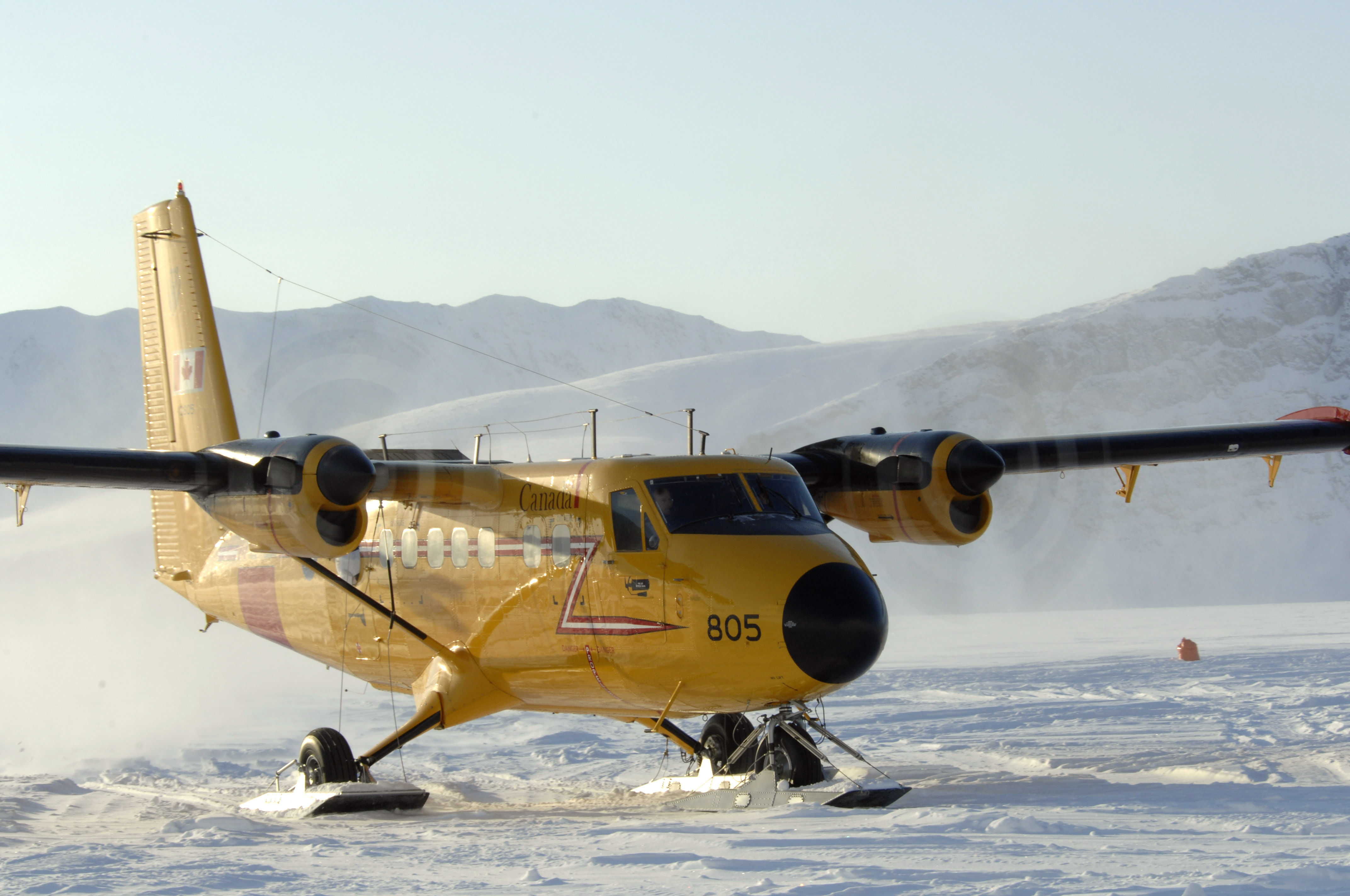 Twin Otter airplane.