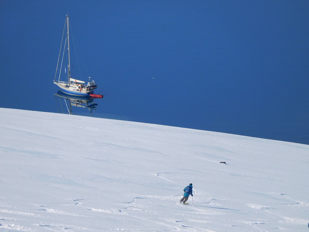 Matt cruising down to the Arctica II. photo: snowbrains
