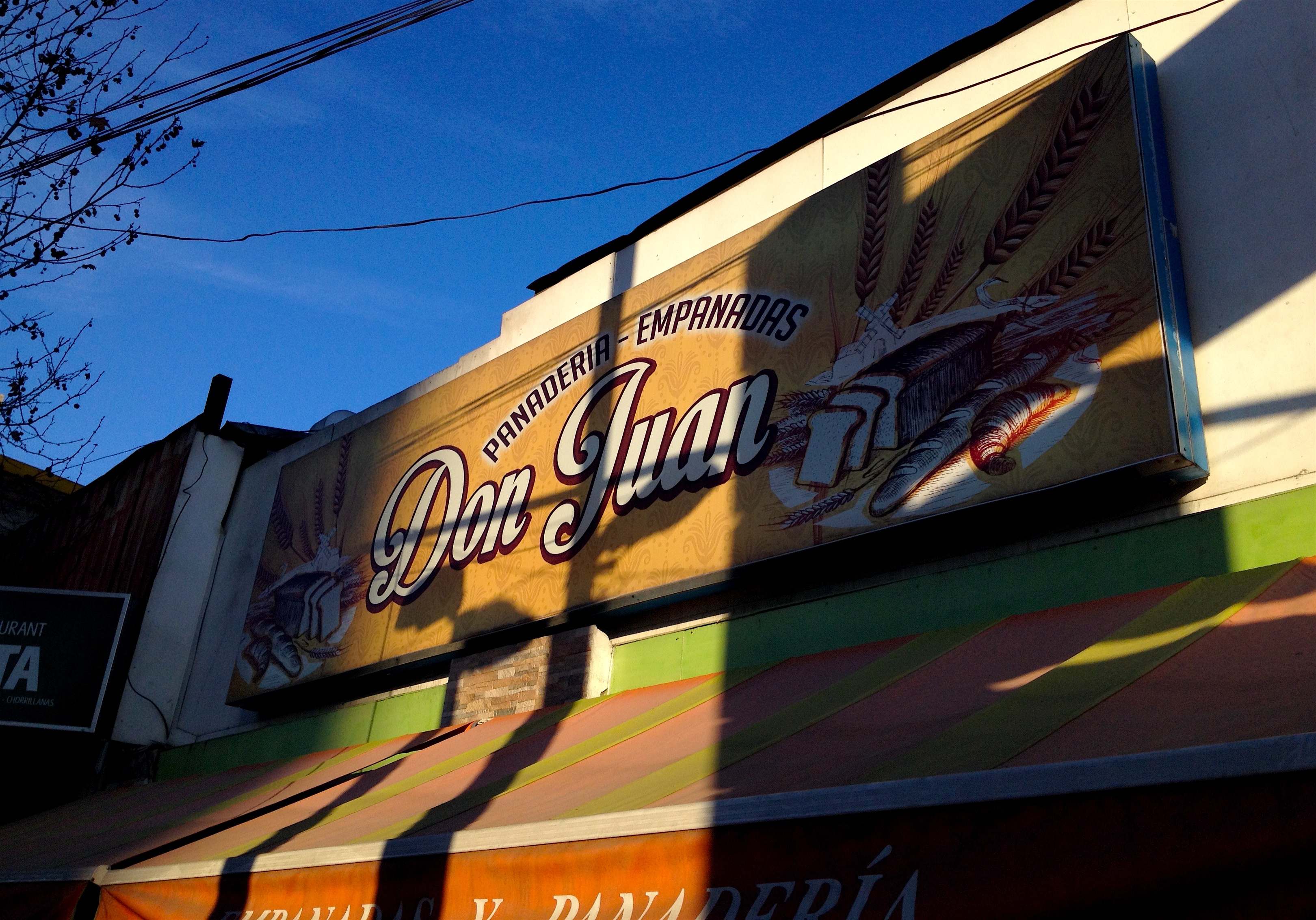 Don Juan's Pizza and Empanadas in Santiago, Chile near the Central Bus Station. photo: snowbrains
