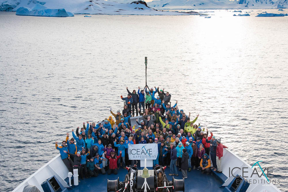 Da crew. image: Court Leve/Ice Axe Expeditions 