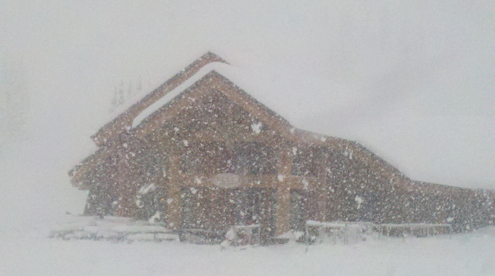 Stock image of nuking snow at Crystal Mountain, WA.  image:  kim kirchner