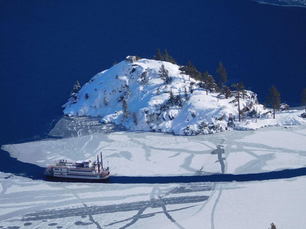 Miss Dixie rounding Fannette isle in Emerald Bay today. photo: snowbrains