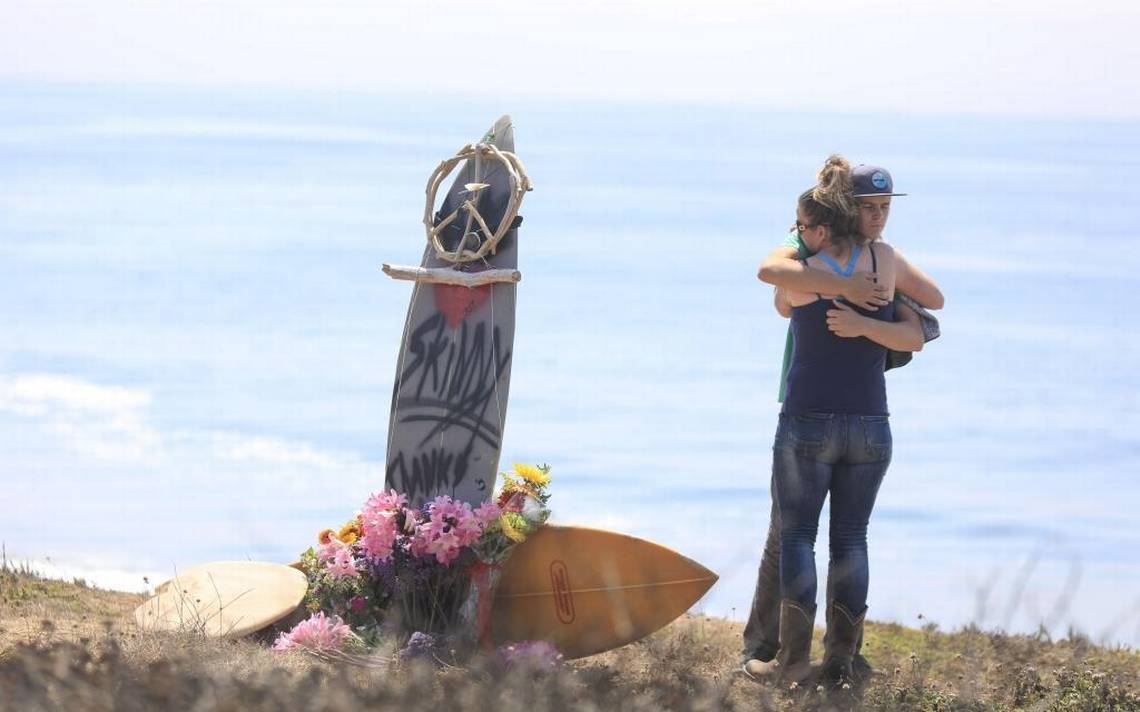 cambria, moonstone beach, surfing, accident, death, mourning