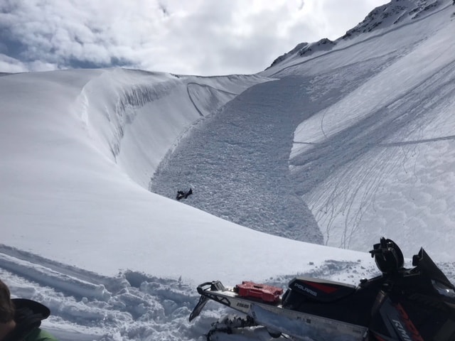 avalanche, alaska, snowmobiler