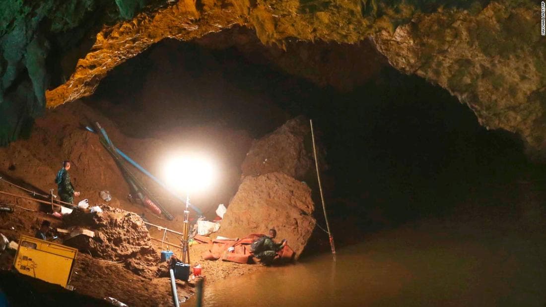 cave, Thailand, trapped underground, soccer team