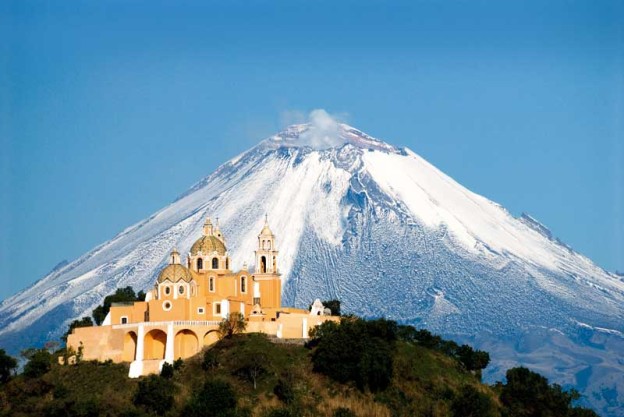 puebla-cholula-church-nuestra-senora-de-los-remedios-and-popocatepetl