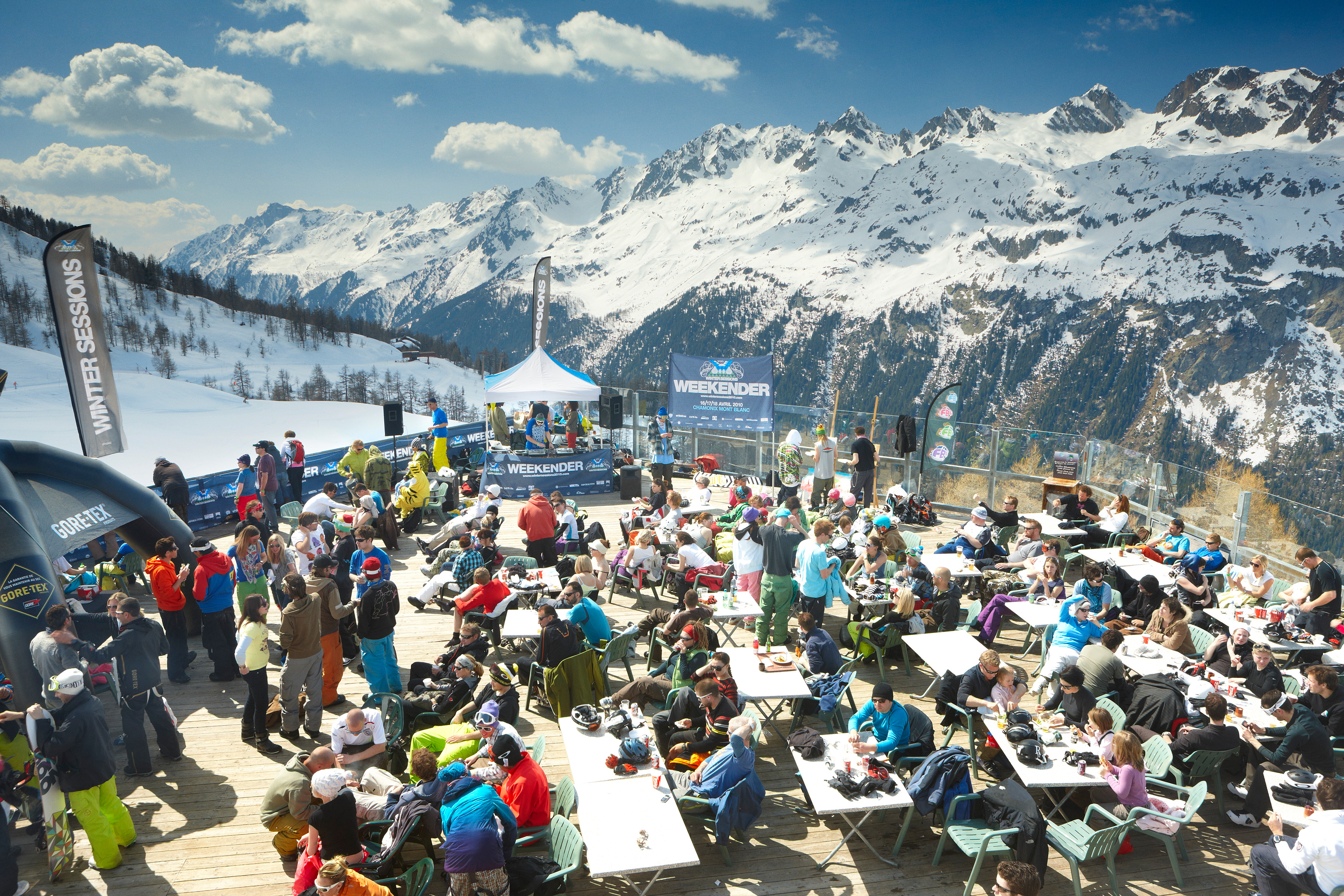 Vicious Aprés ski at Le Grand Montet, Chamonix, France.