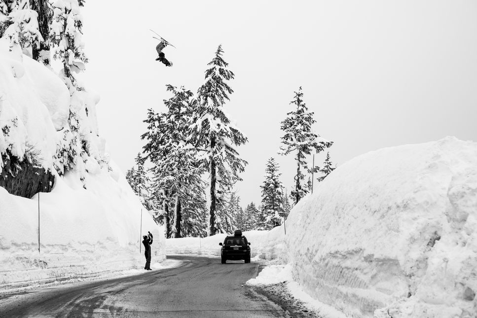 extreme skiing snowboardsing