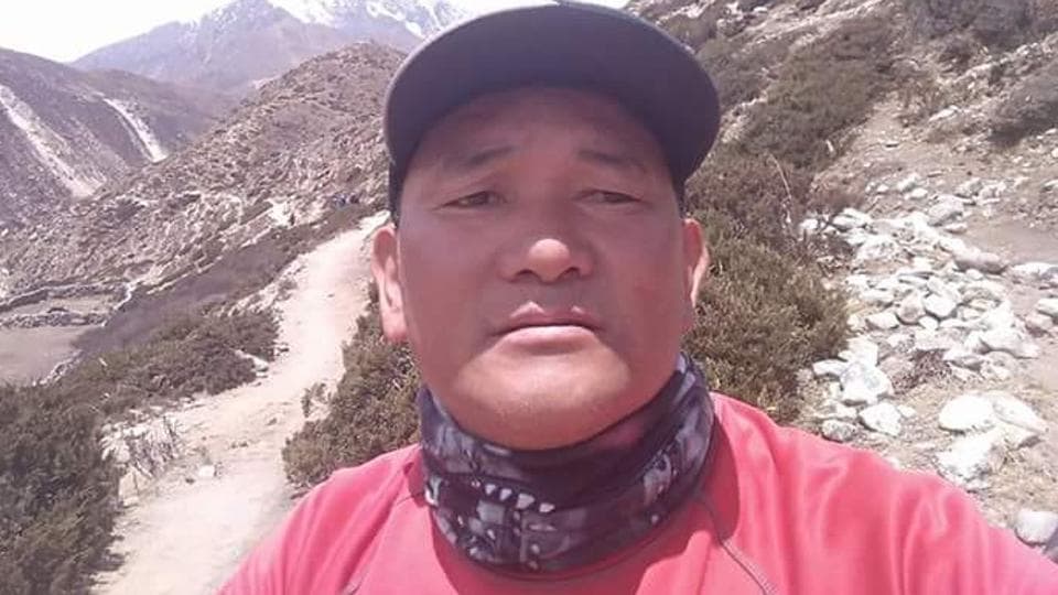 Karakorum, Saser Kangri, Pemba sherpa, missing, crevasse