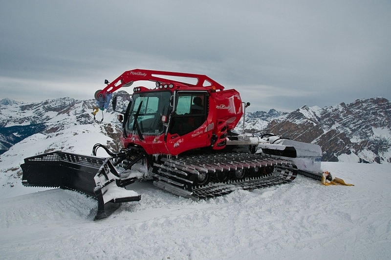 mammoth mountain, california, mammoth, lawsuit, snow groomer