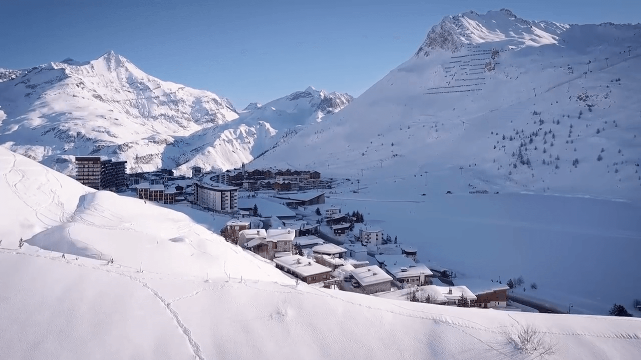 tignes, france, glacier, open