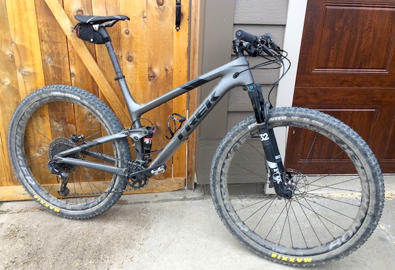 maxxis forekaster 27.5