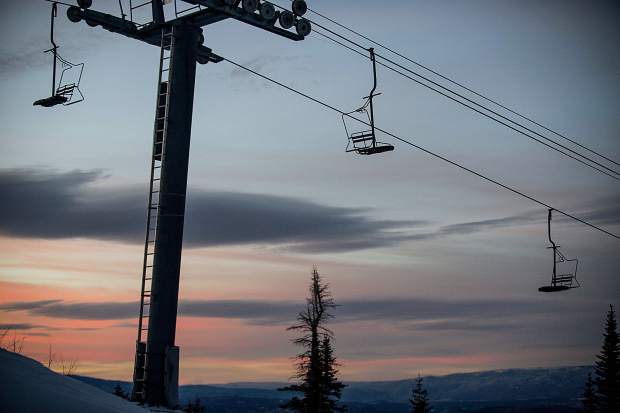 aspen, skico, chairlift, stolen, bell mountain, chair