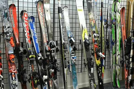 united baggage skis