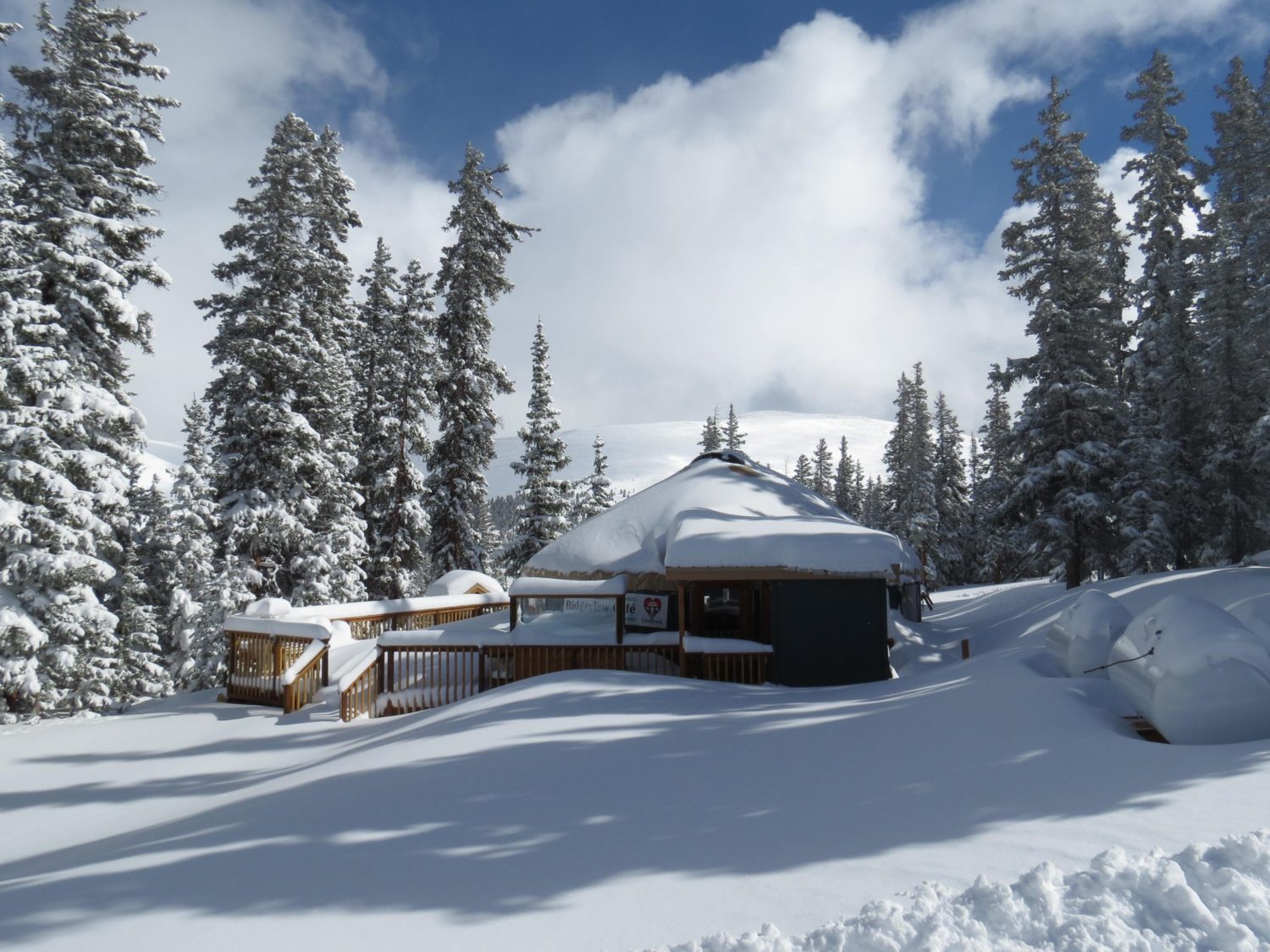 ski Cooper, colorado, early opening