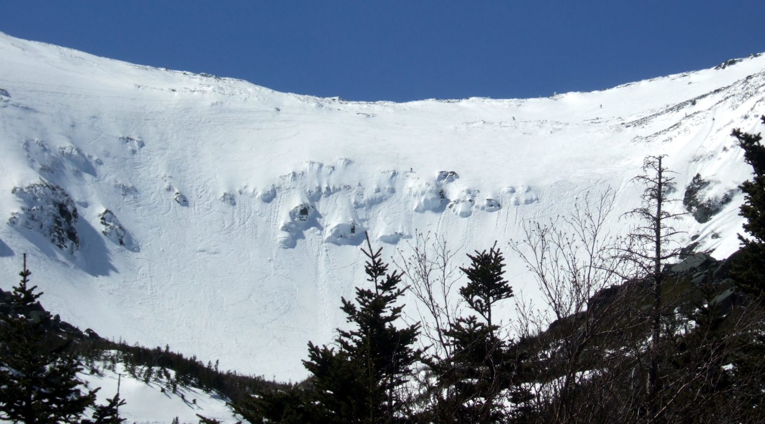 Tuckerman Ravine, skiing tuckermans revine, tuckerman's ravine, mt washington ravine, skiing mt. washington