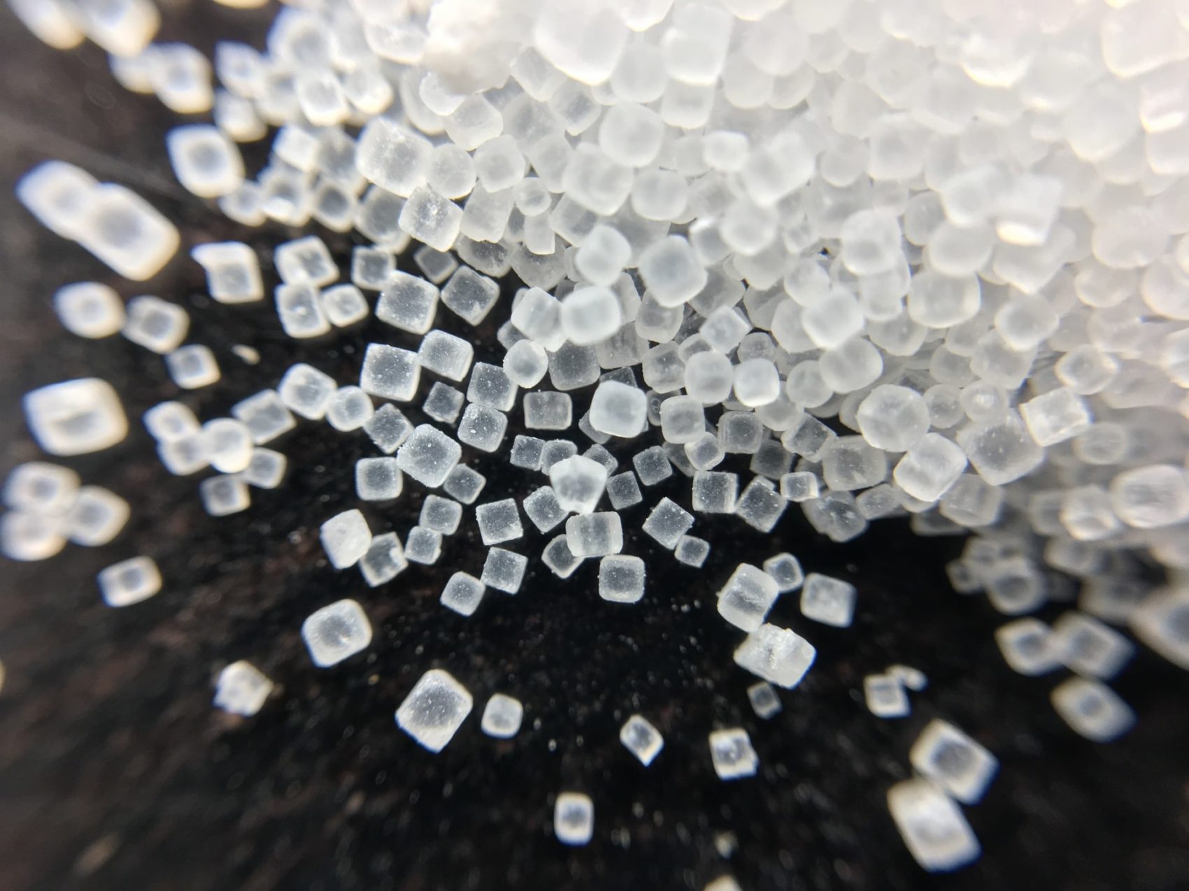 Coarse salt crystals