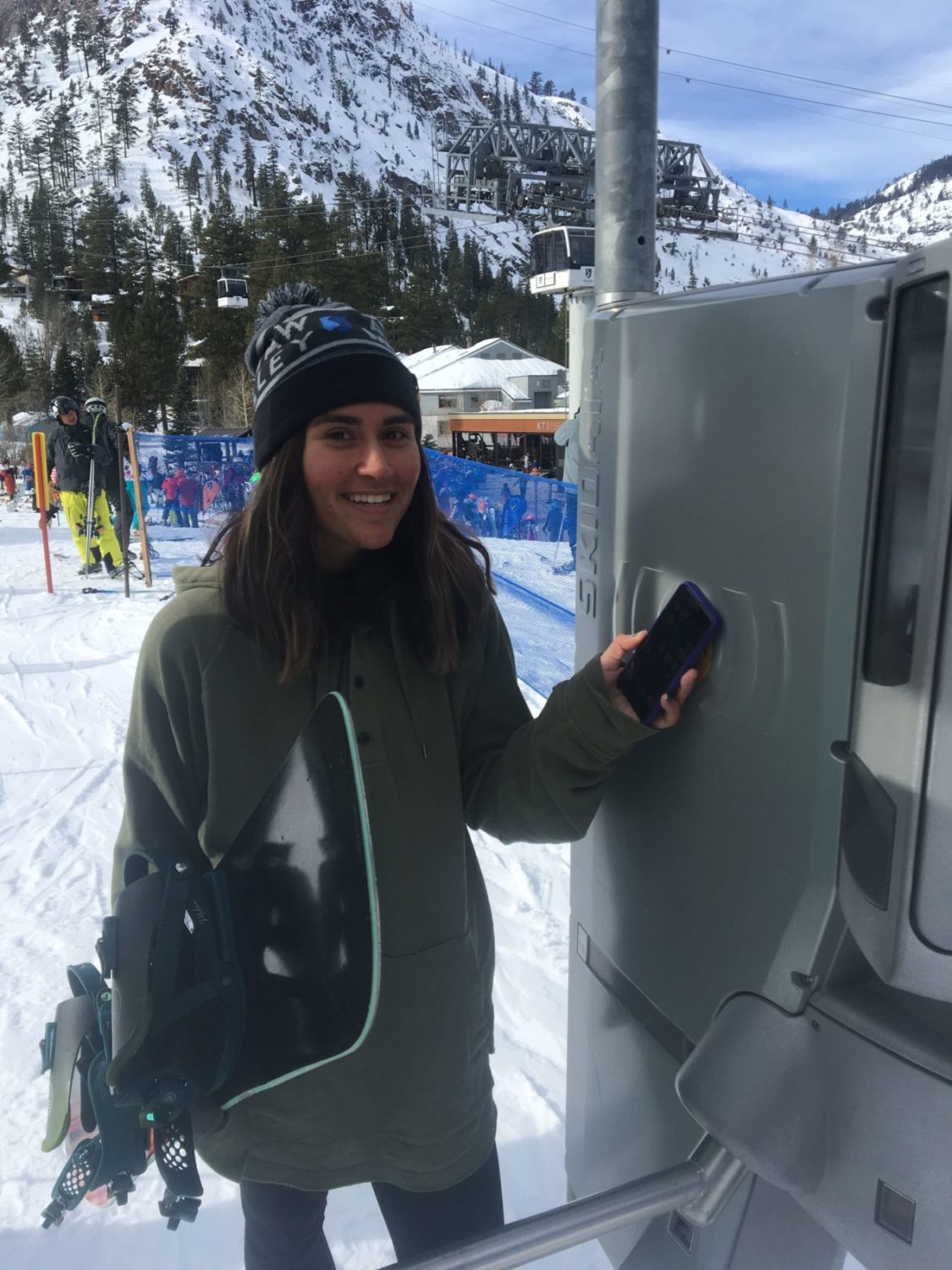 Ticket Checking, Mobile Ticket Checking, Checking tickets with mobile, cellphone, gate activated with cell phone, cell phone rfid ski resort, ski resort cell phone tickets