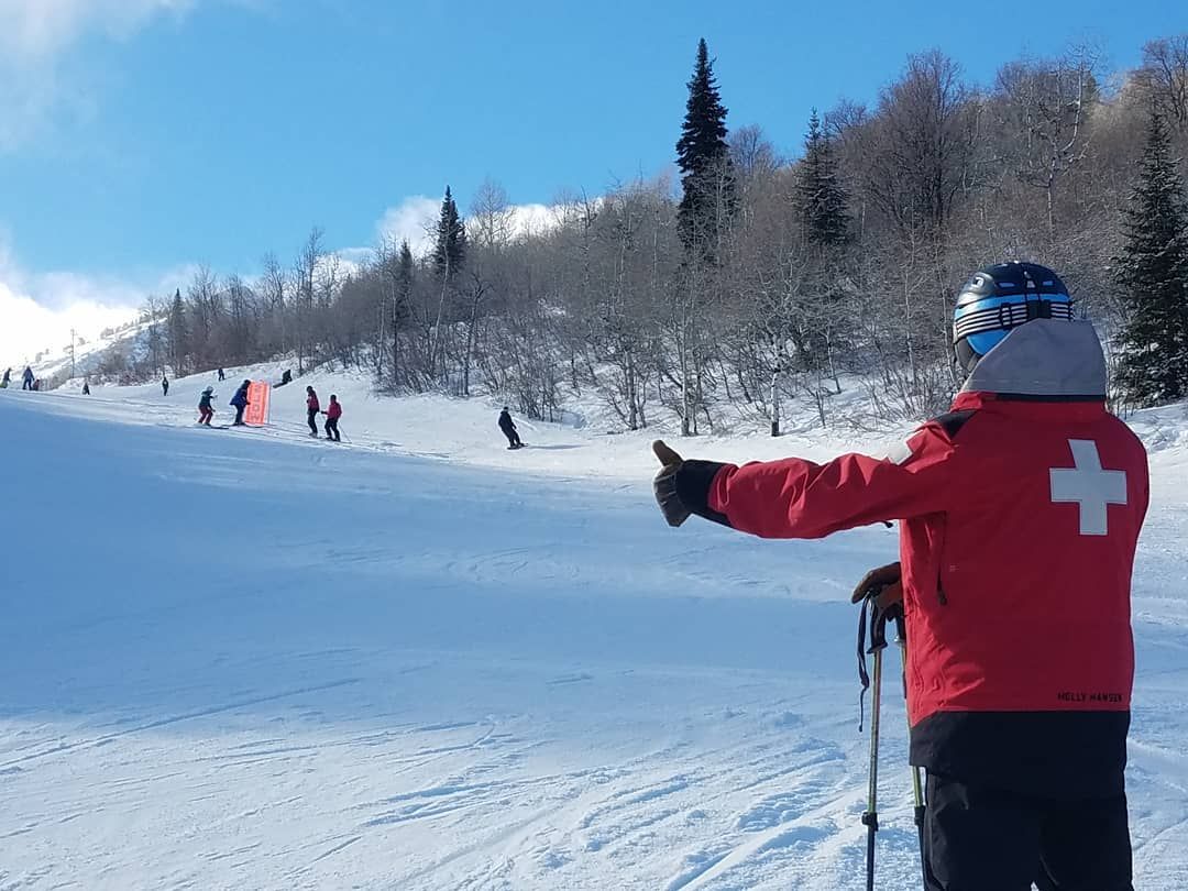 Ski Patrol Thumbs Up, Ski Patrol Slow Down, Slow Zone Ski Resort, Ski resort Snowbasin, snowbasin ski patrol