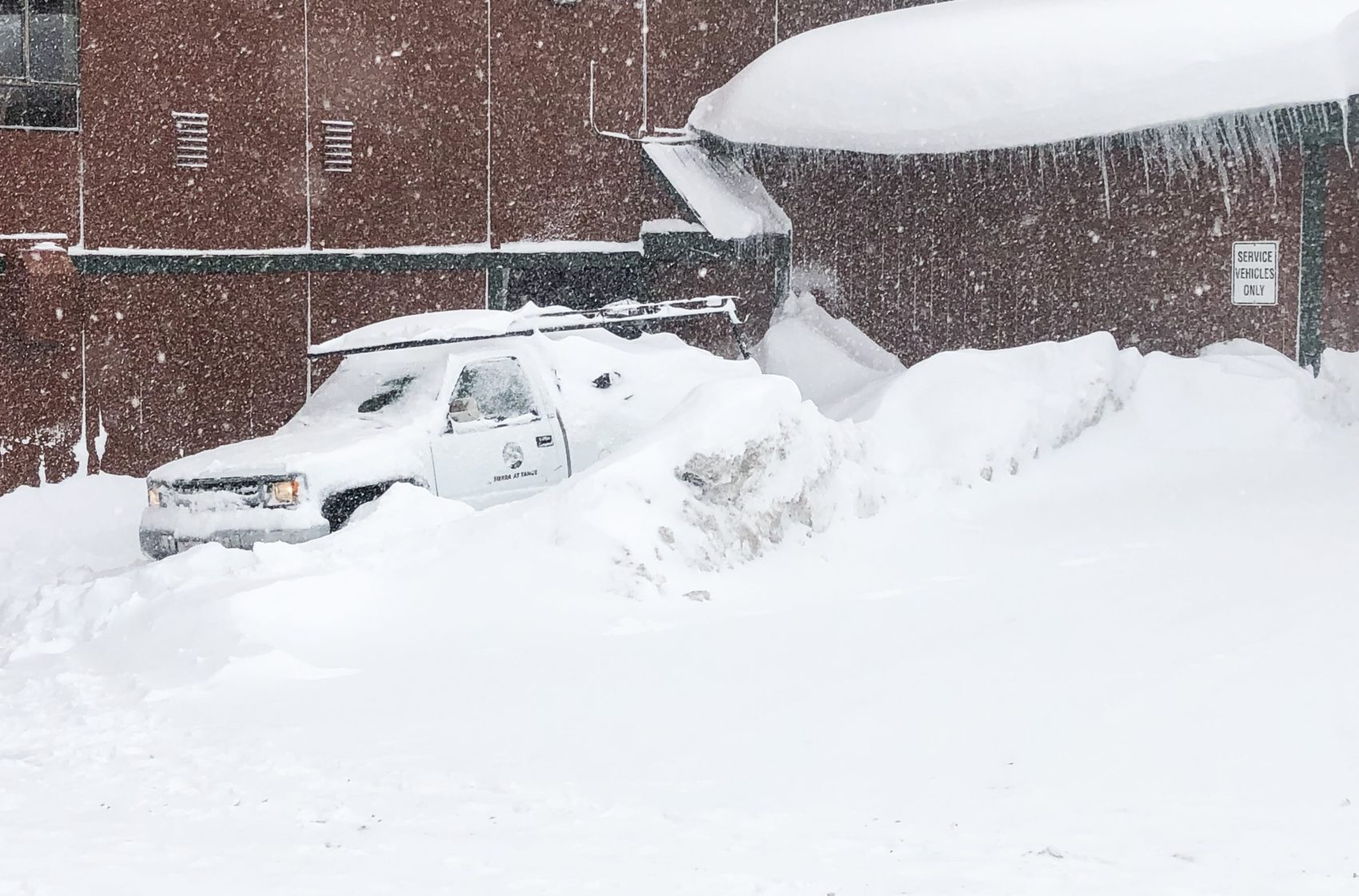 Sierra, california, storm