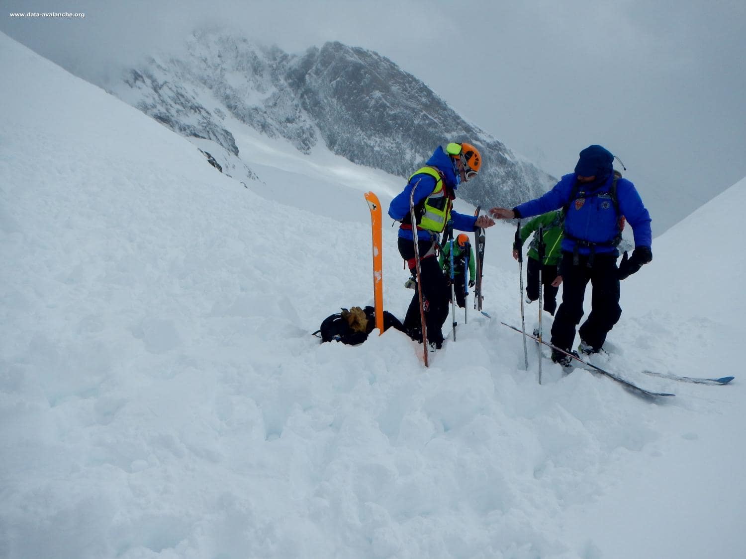 france, avalanche,