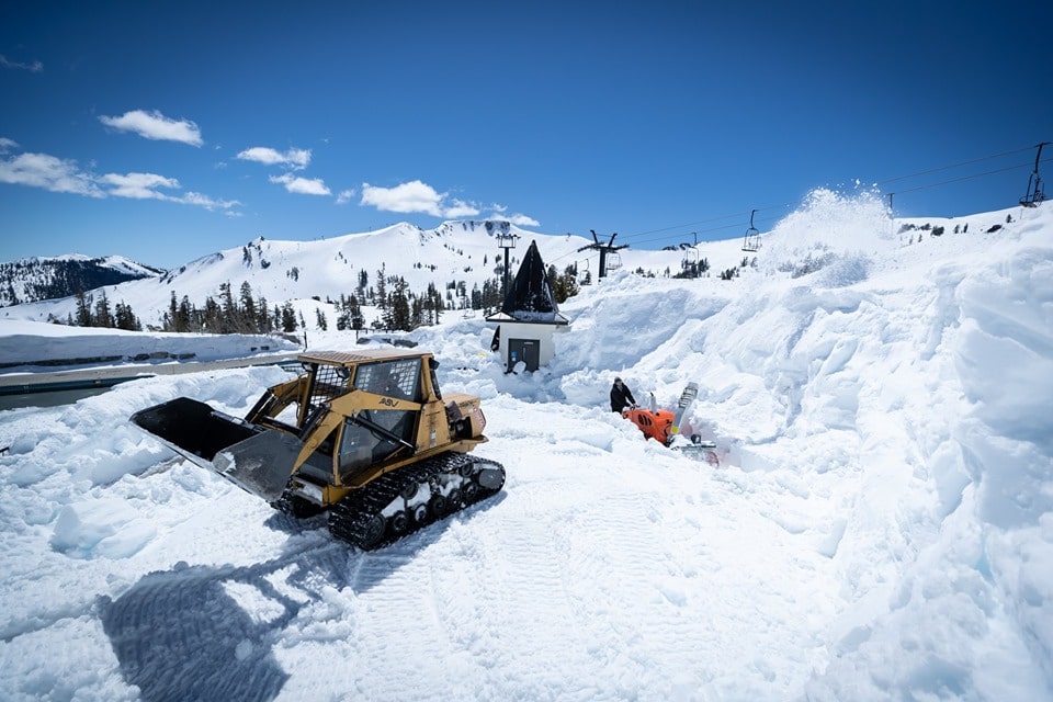 Squaw Valley, California, hot tub,