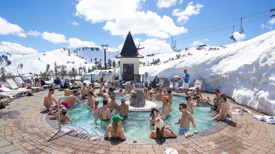 Squaw Valley, California, hot tub,