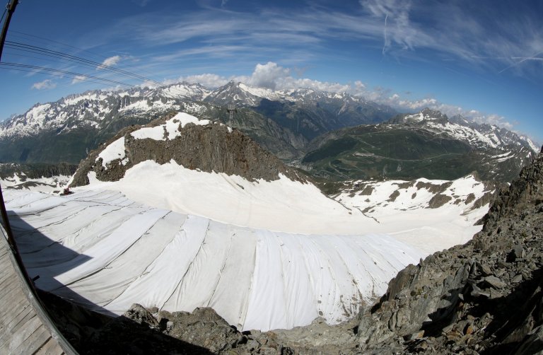 High in the Alps, Giant Blankets Slow a Glaciers Ice Melt 