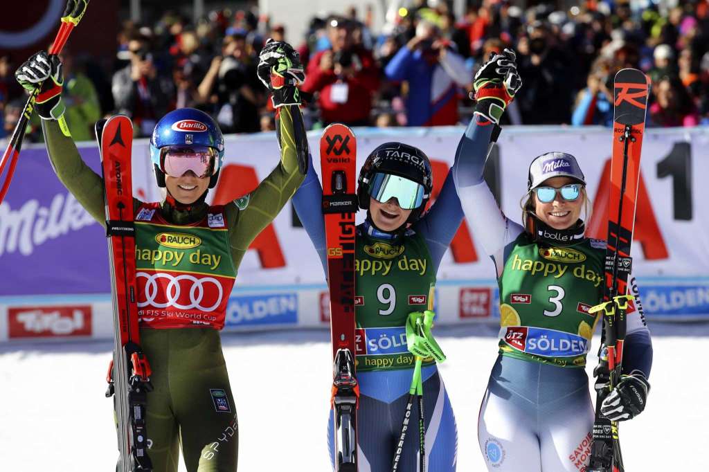 17-Year-Old Beats a Stunned Mikaela Shiffrin in First World Cup Race of ...