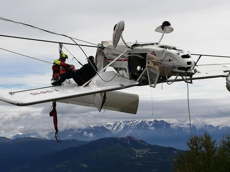 italy, alps, plane crash, chairlift