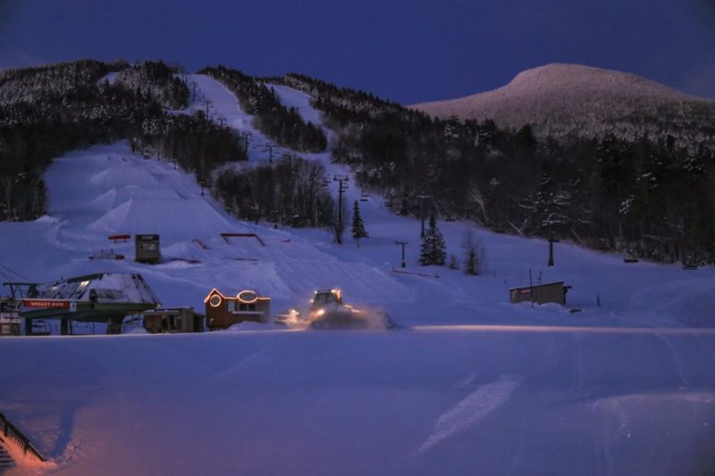 waterville valley, new hampshire, white peaks 