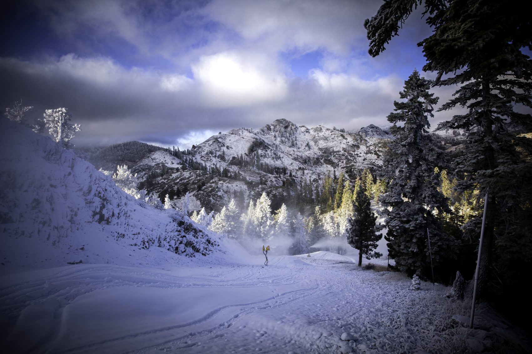 Squaw Valley, red dog, snowmaking, california, tahoe