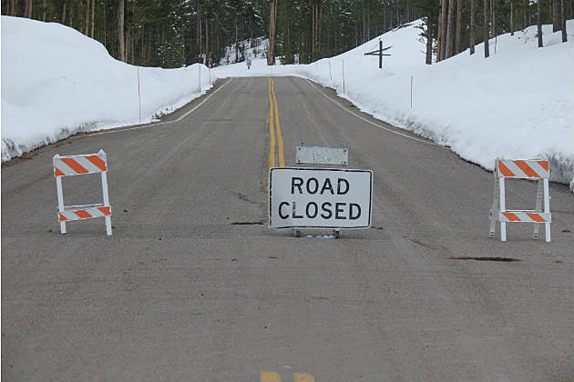 Yellowstone, roads closed