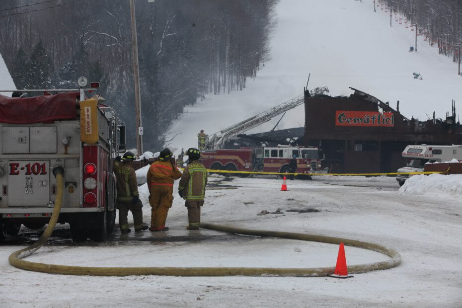 2011 fire destroys lodge 