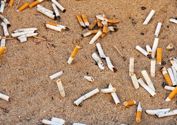 Banning tobacco products at California beaches