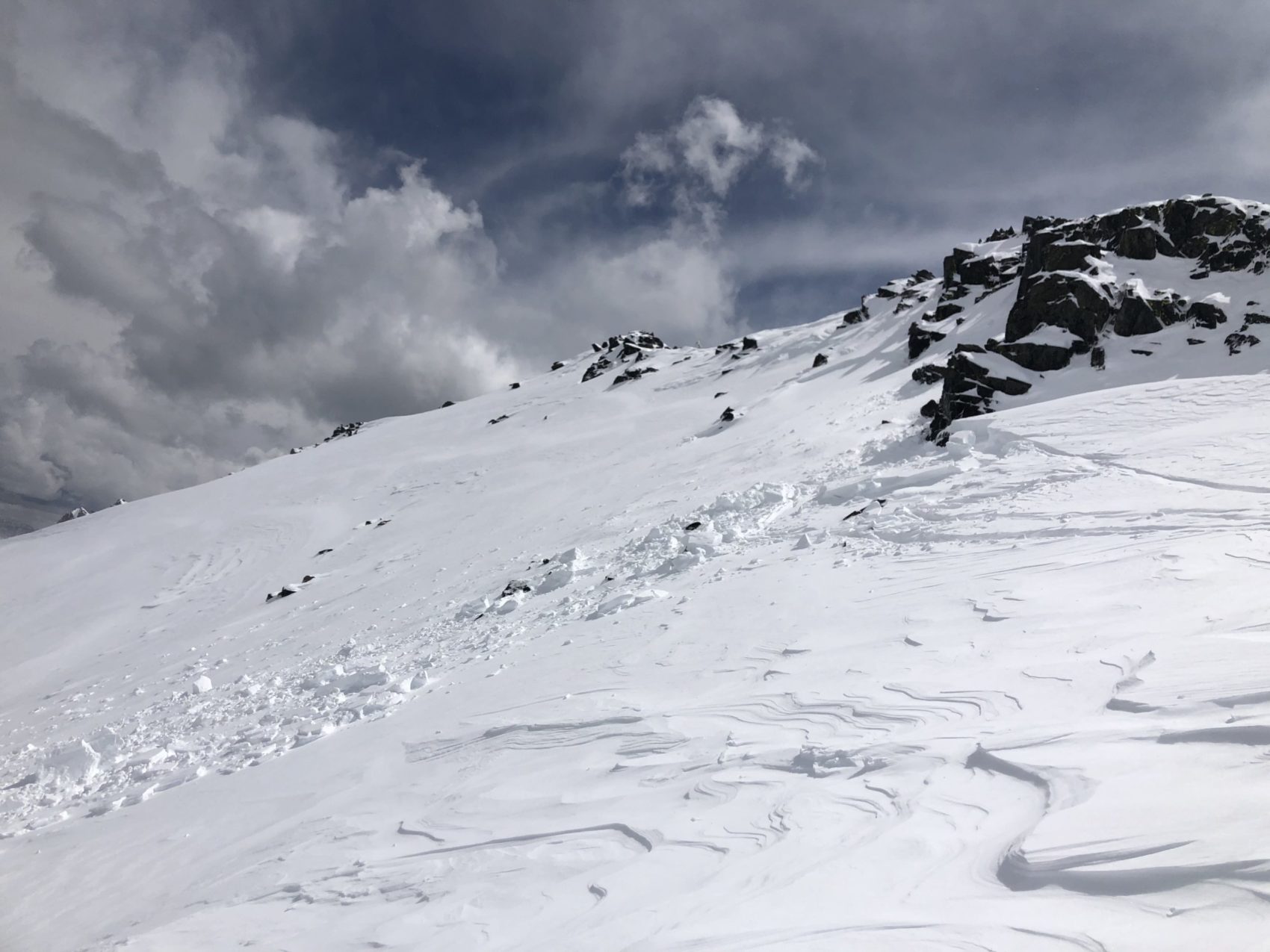 3 Skiers Caught in Lake Tahoe Avalanche Yesterday 1 Took 500' Ride